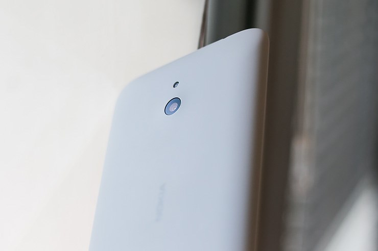 Nokia Lumia 1320 (9).jpg